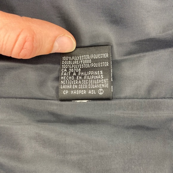 90’s Magenta Power Blazer - Picture 10 of 11